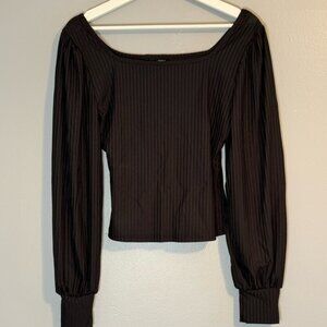 Black going out top with Puff Sleeves Size: M